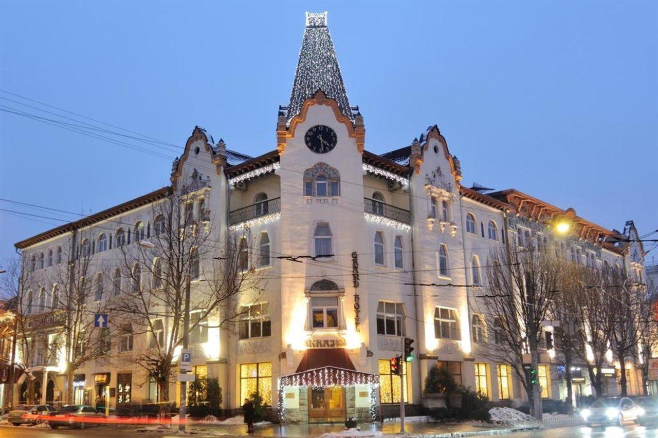 แกรนด์โฮเต็ล ยูเครน Hotel นิปโปร ภายนอก รูปภาพ
