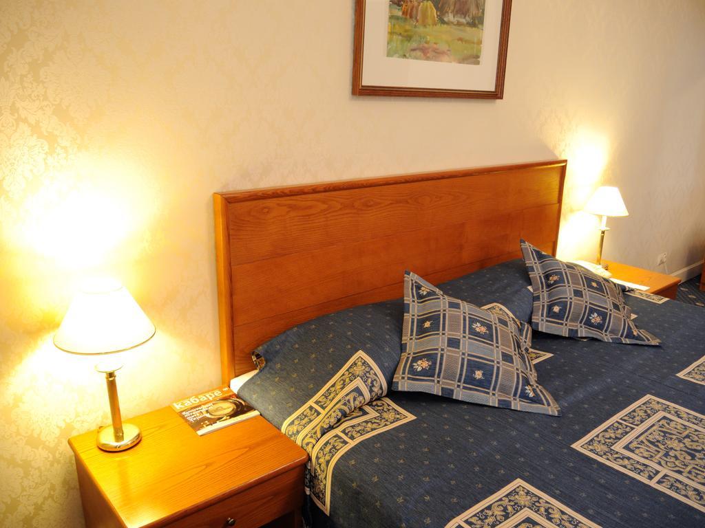 แกรนด์โฮเต็ล ยูเครน Hotel นิปโปร ภายนอก รูปภาพ