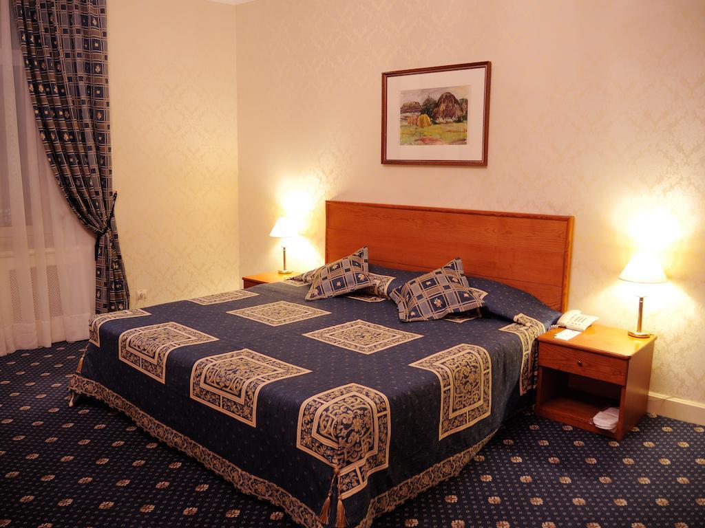 แกรนด์โฮเต็ล ยูเครน Hotel นิปโปร ภายนอก รูปภาพ