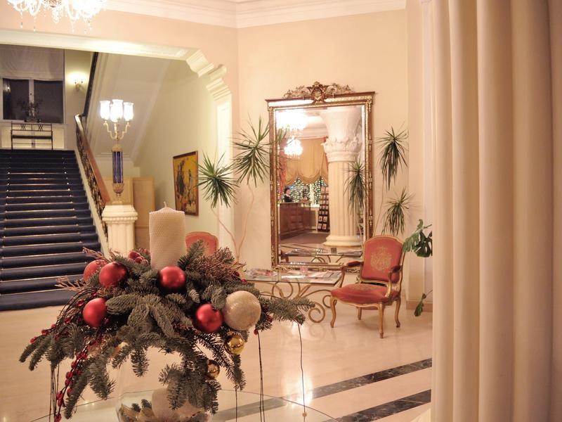 แกรนด์โฮเต็ล ยูเครน Hotel นิปโปร ภายนอก รูปภาพ